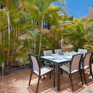 meloneras-suites-san-bartolom-de-tirajana-gran-canaria.in-canary-islands.com/